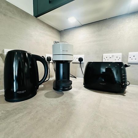 Barnet House Serviced Apartments ダンファームリン エクステリア 写真