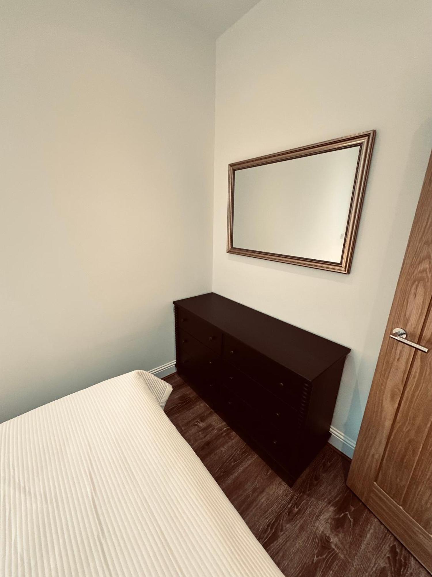 Barnet House Serviced Apartments ダンファームリン エクステリア 写真