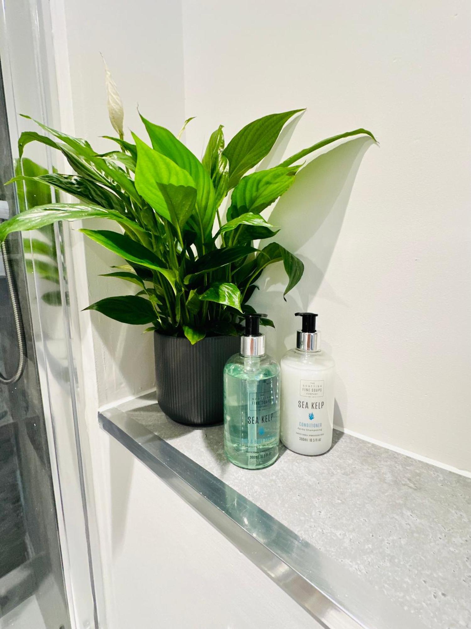Barnet House Serviced Apartments ダンファームリン エクステリア 写真
