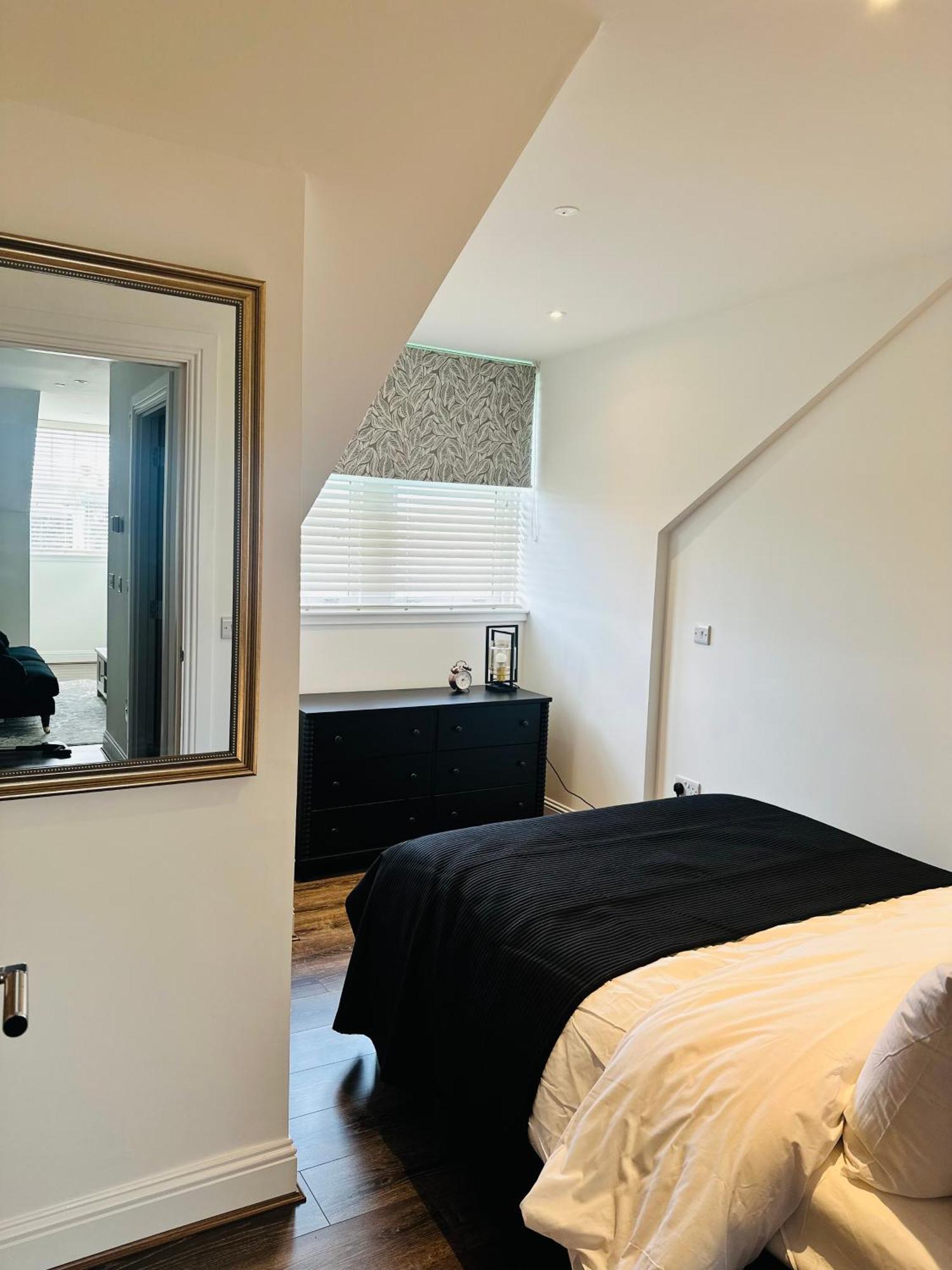 Barnet House Serviced Apartments ダンファームリン エクステリア 写真