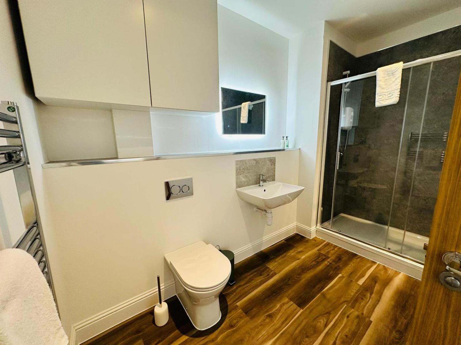 Barnet House Serviced Apartments ダンファームリン エクステリア 写真